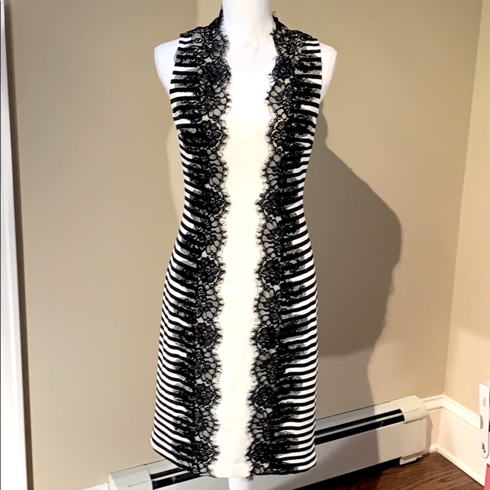 NWT flattering ivory and black sleeveless dress - Picture 2 of 9